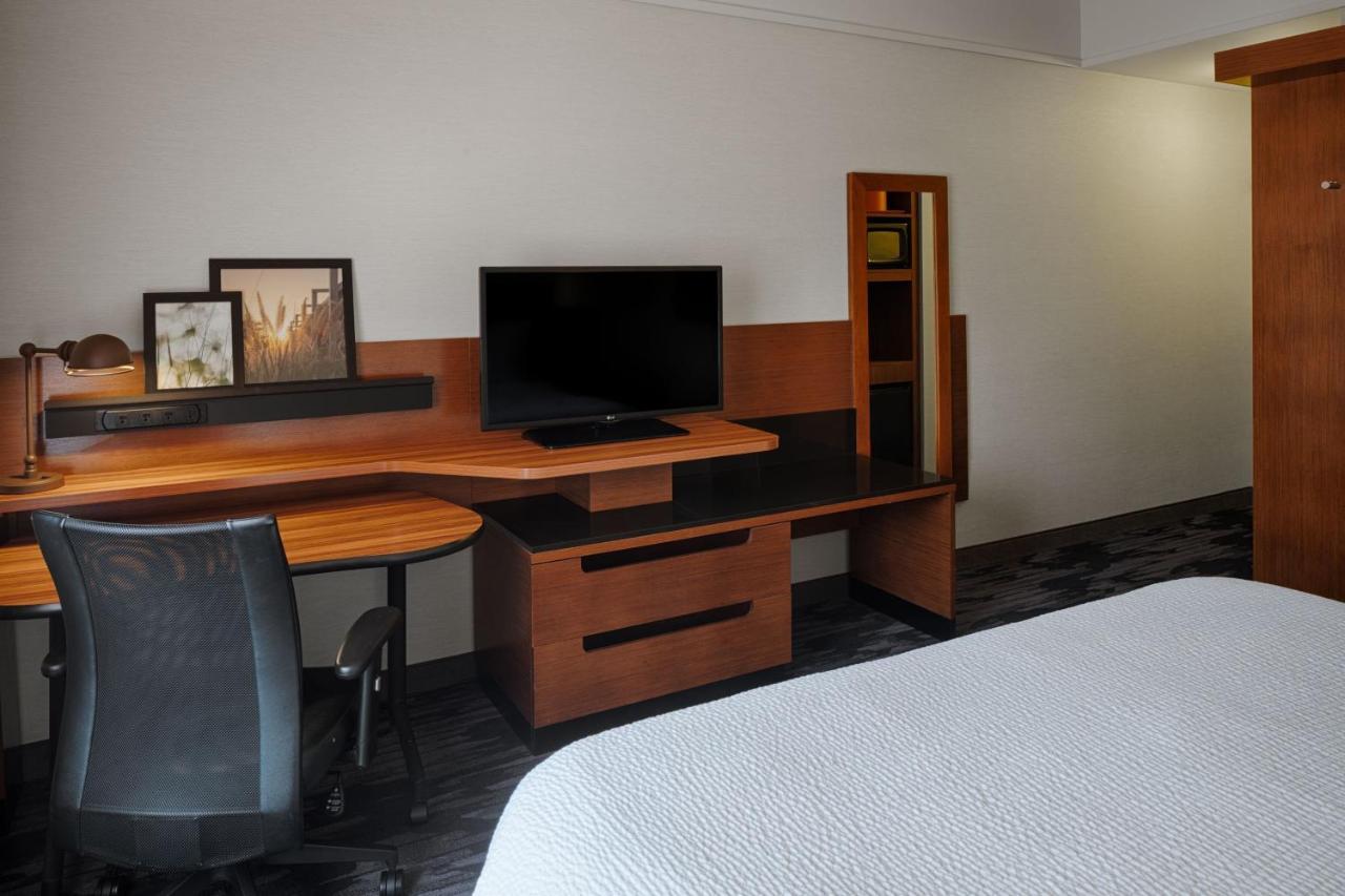 Fairfield Inn & Suites By Marriott Columbus Airport Exterior foto