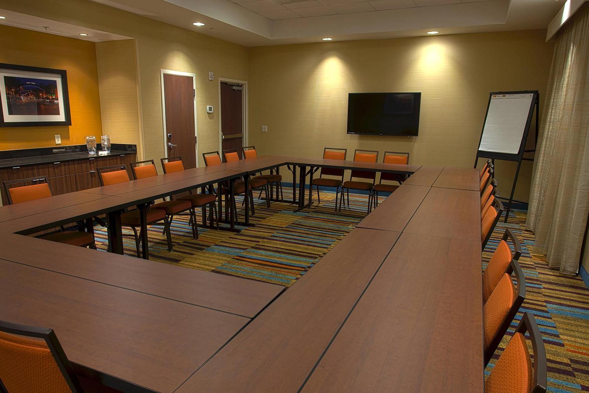 Fairfield Inn & Suites By Marriott Columbus Airport Exterior foto