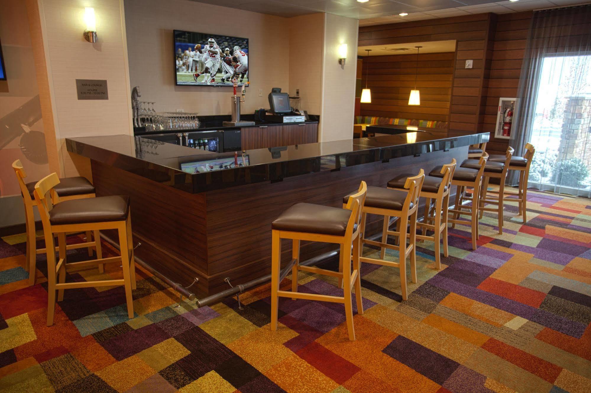 Fairfield Inn & Suites By Marriott Columbus Airport Exterior foto